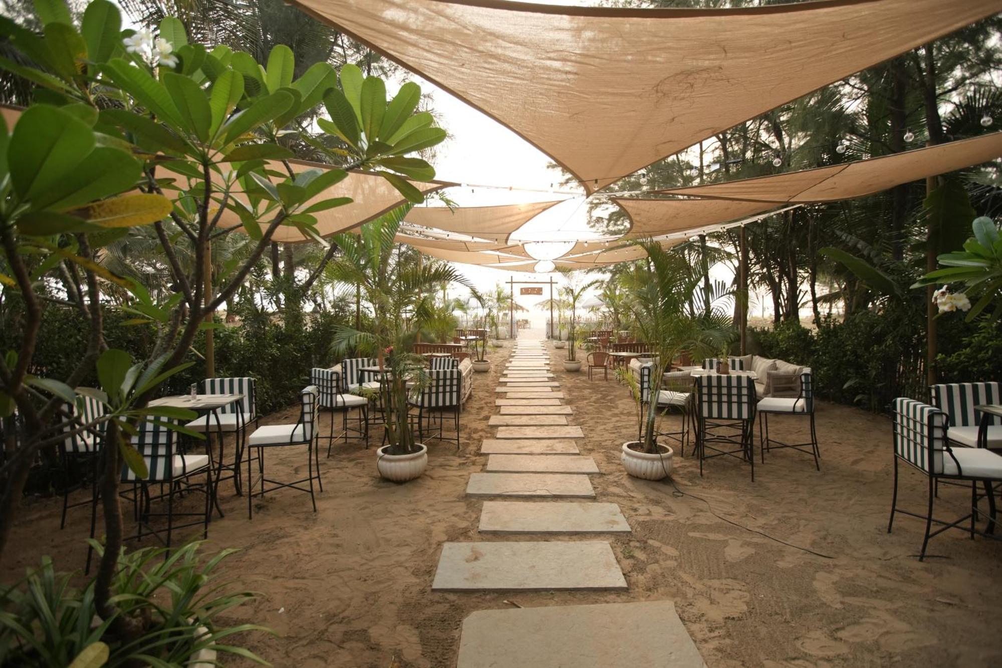 Hotel Pause By The Sea Morjim Exterior foto